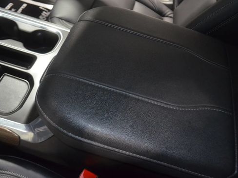 Used 2023 Chevrolet Silverado 1500 LT Trail Boss w/ Convenience Package II AWD/4WD image 30