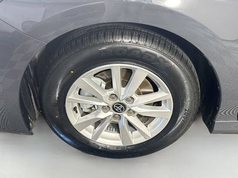 Used 2025 Toyota Camry LE FWD image 4