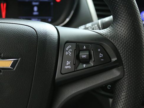 Used 2022 Chevrolet Trax LT AWD/4WD image 15