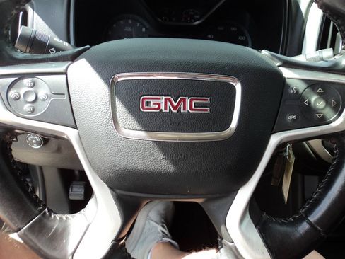 Used 2017 GMC Canyon SLE w/ SLE Convenience Package RWD image 9