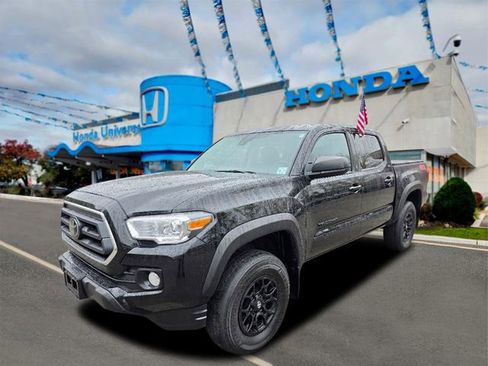 Used 2023 Toyota Tacoma SR5 w/ SX Package AWD/4WD image 1