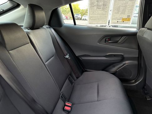 Used 2025 Toyota Prius LE image 35