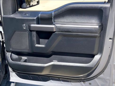 Used 2018 Ford F150 XLT w/ Equipment Group 302A Luxury image 23