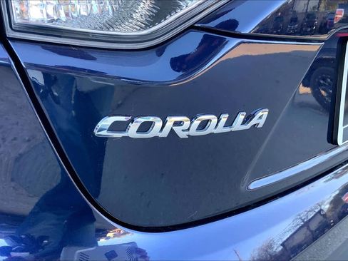 Used 2024 Toyota Corolla LE image 29