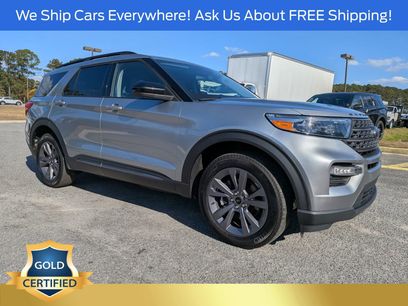 Certified 2022 Ford Explorer XLT w/ Equipment Group 202A