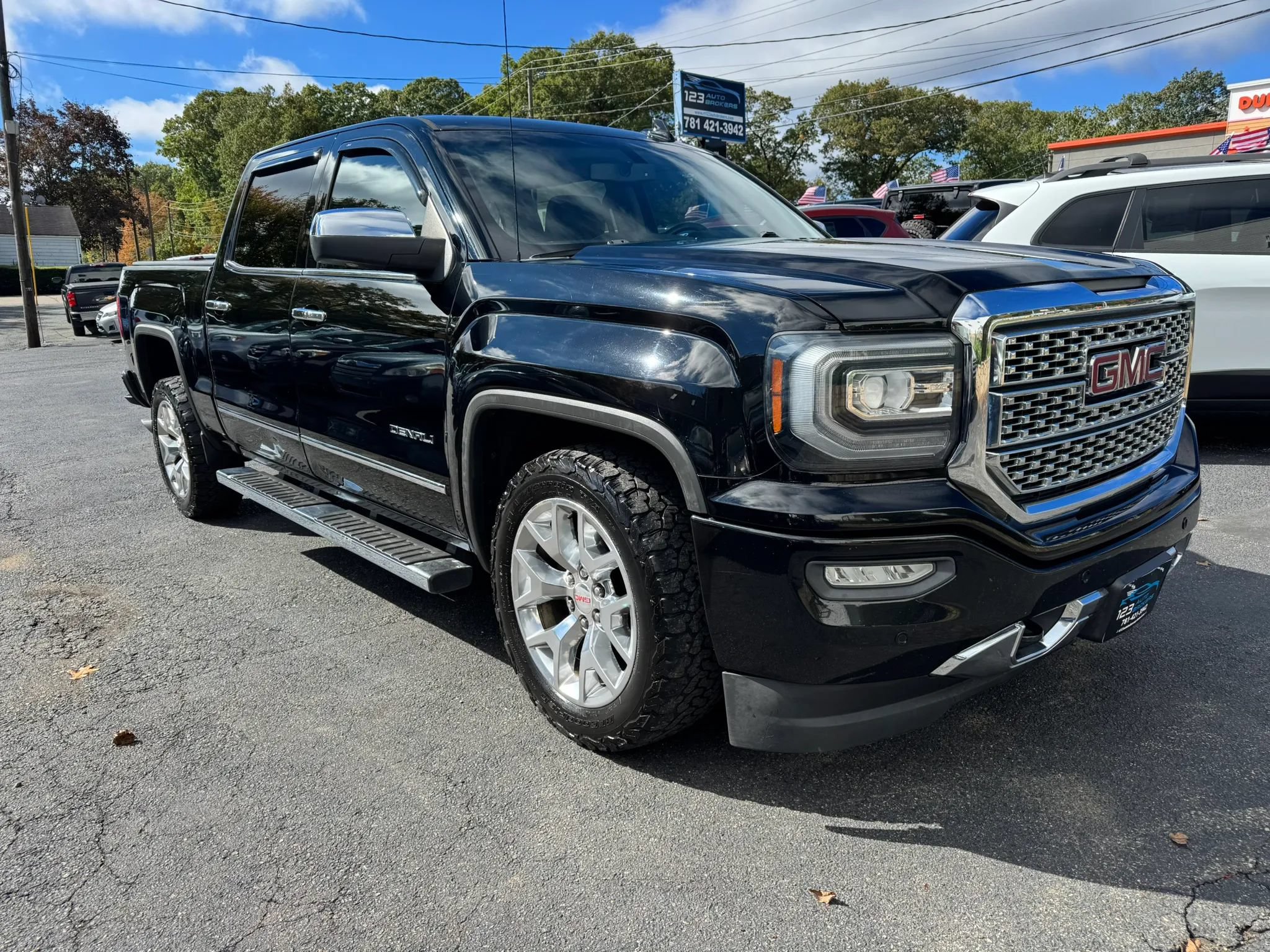 Used 2016 GMC Sierra 1500 Denali AWD/4WD image 1