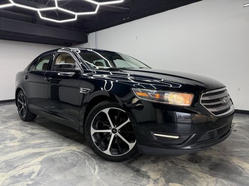 Used 2015 Ford Taurus SEL w/ Equipment Group 201A image 5