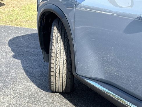 Certified 2021 Nissan Rogue Platinum image 46