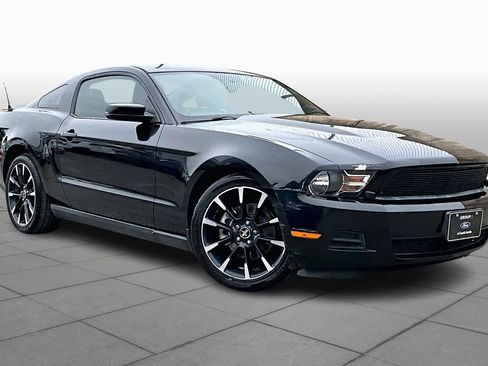 Used 2012 Ford Mustang Premium w/ V6 Performance Pkg image 2