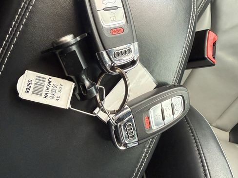 Used 2016 Audi Q5 3.0T Prestige w/ Prestige Package image 36