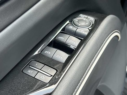 Used 2022 Cadillac Escalade Sport w/ Touring Package AWD/4WD image 25