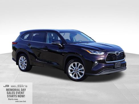 Used 2022 Toyota Highlander Limited AWD/4WD image 1