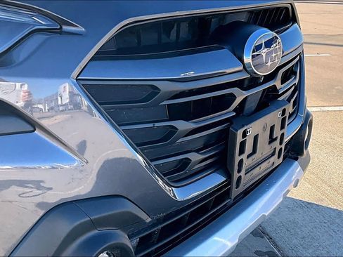 Used 2025 Subaru Outback Touring XT image 29