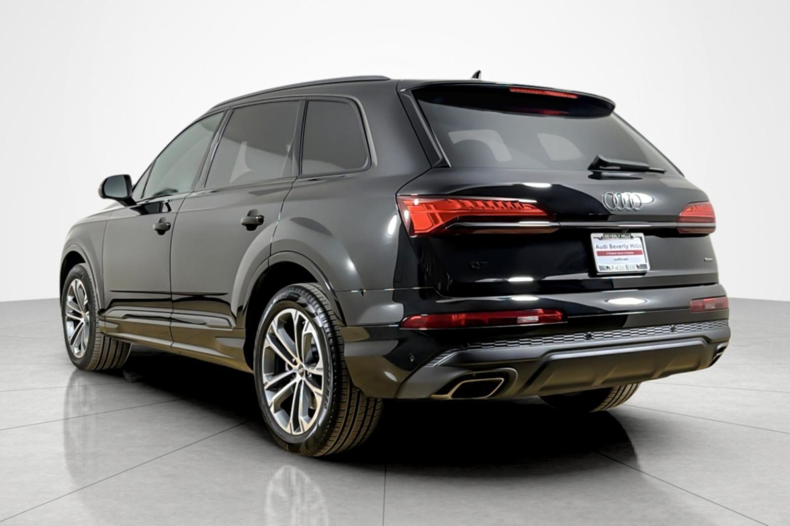Used 2026 Audi Q7 2.0T Premium AWD/4WD image 3