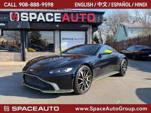 Used 2020 Aston Martin V8 Vantage Coupe RWD image 1