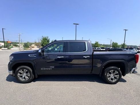 Used 2025 GMC Sierra 1500 SLT AWD/4WD image 3