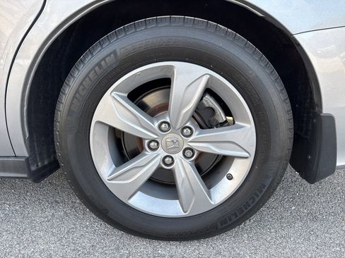 Used 2018 Honda Odyssey EX-L image 8