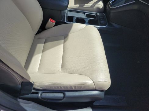 Used 2015 Honda CR-V Touring image 18