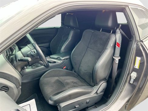 Certified 2023 Dodge Challenger R/T w/ Plus Package image 22