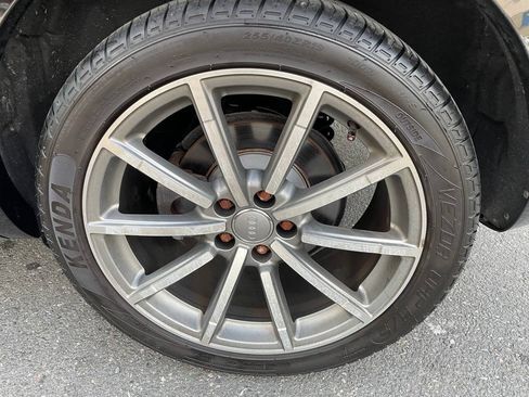 Used 2018 Audi Q3 2.0T Premium AWD/4WD image 24