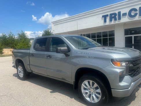 New 2026 Chevrolet Silverado 1500 Custom image 2