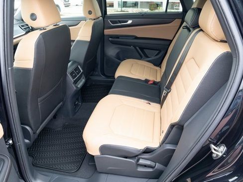 New 2026 Volkswagen Atlas Cross Sport SEL R-Line AWD/4WD image 29