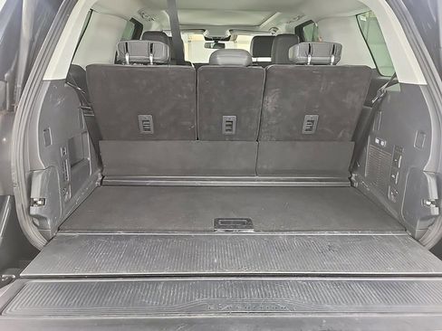 Used 2025 Ford Expedition Active AWD/4WD image 15