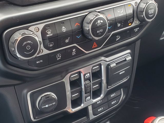 Used 2021 Jeep Wrangler Unlimited Sahara AWD/4WD image 22