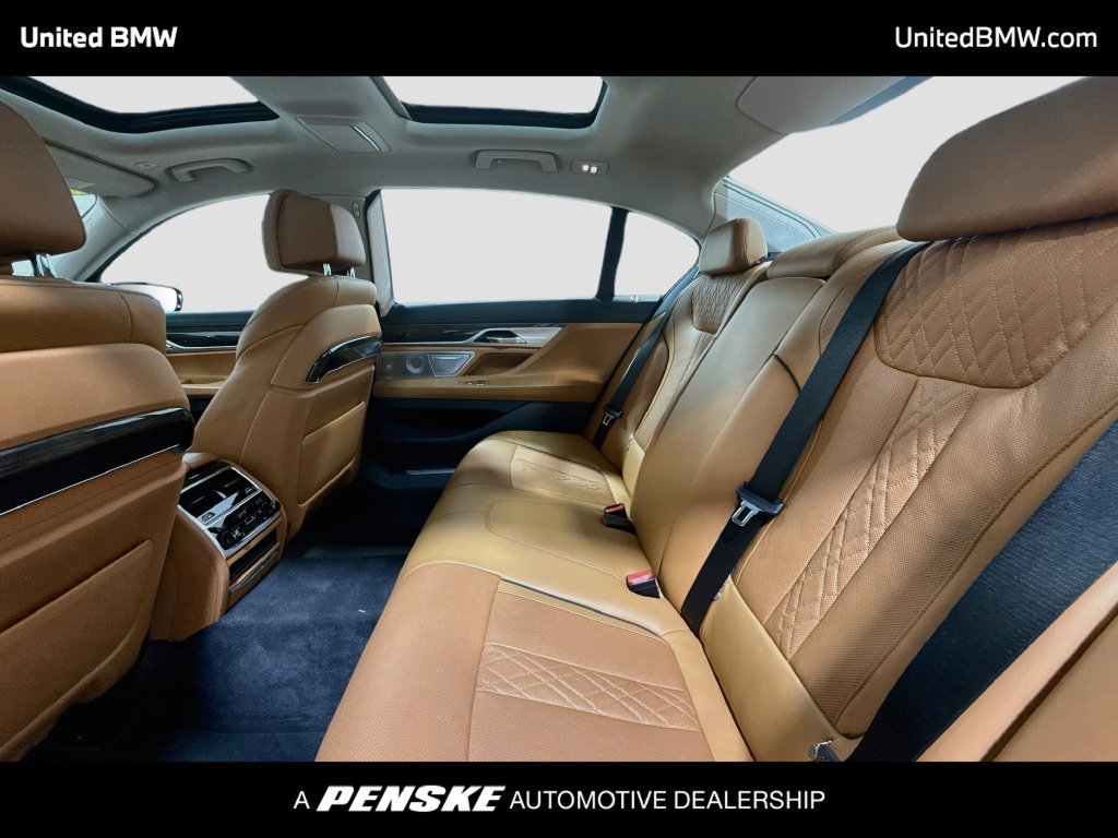 Used 2017 BMW 750i xDrive AWD/4WD image 20