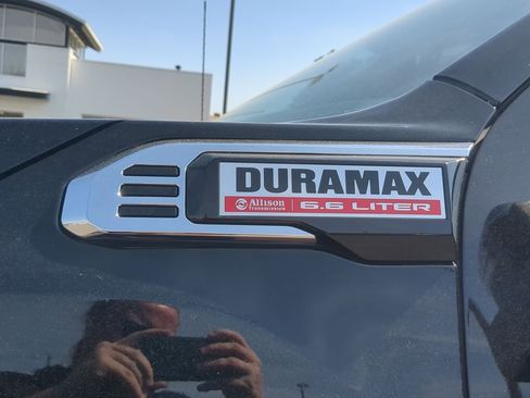 Used 2024 GMC Sierra 2500 Denali w/ Denali Reserve Package image 33