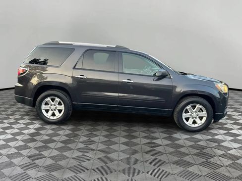 Used 2016 GMC Acadia SLE AWD/4WD image 4