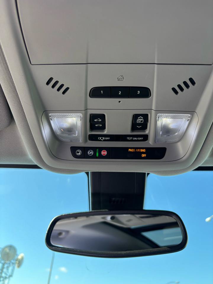 Used 2019 Chevrolet Equinox Premier AWD/4WD image 24
