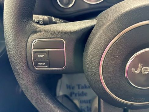 Used 2017 Jeep Wrangler Unlimited Sport image 19