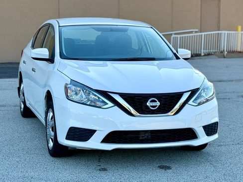 Used 2017 Nissan Sentra SV w/ Driver's Assist Package FWD image 1