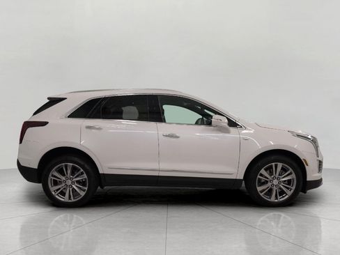 Certified 2023 Cadillac XT5 Premium Luxury w/ Technology Package AWD/4WD image 11