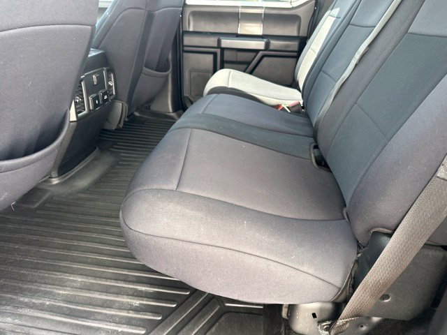 Used 2018 Ford F150 XLT w/ Equipment Group 302A Luxury AWD/4WD image 17
