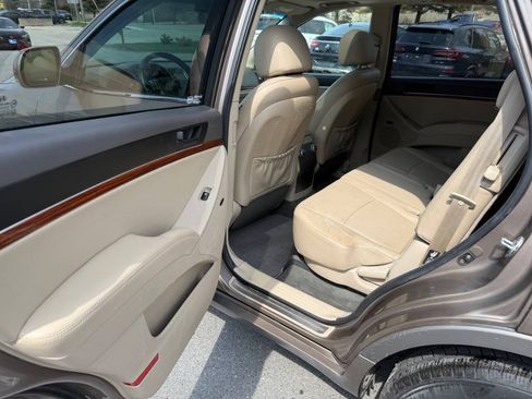Used 2011 Hyundai Veracruz Limited AWD/4WD image 11