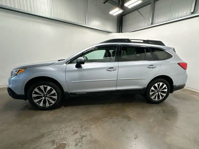 Used 2016 Subaru Outback 2.5i Limited AWD/4WD image 2