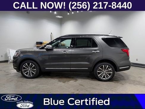 Used 2018 Ford Explorer Platinum image 3
