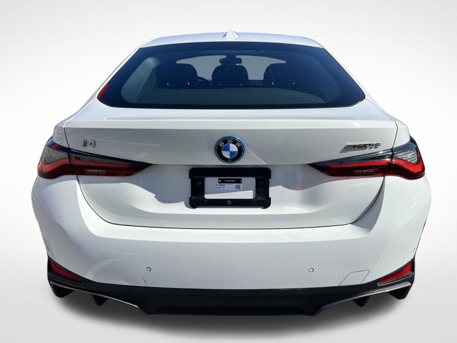 Used 2024 BMW i4 eDrive35 w/ Premium Package RWD image 7