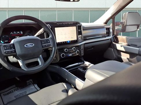 Used 2024 Ford F350 Lariat w/ Lariat Ultimate Package image 4