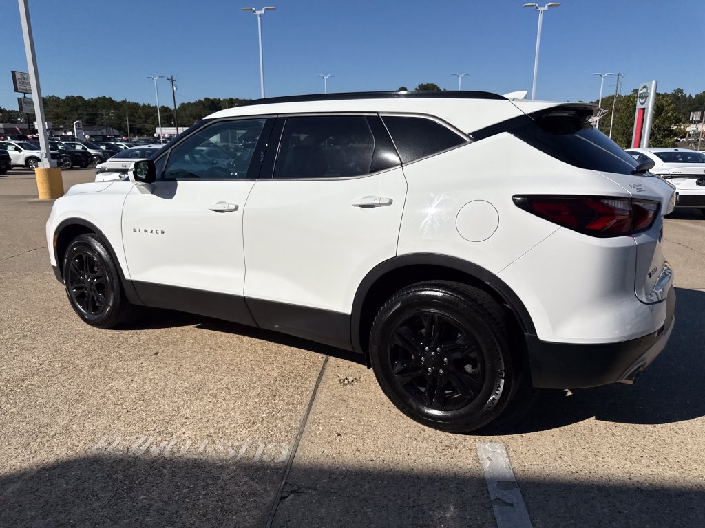 Used 2021 Chevrolet Blazer LT FWD image 27