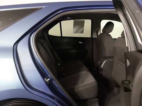 Used 2024 Chevrolet Equinox LT image 30