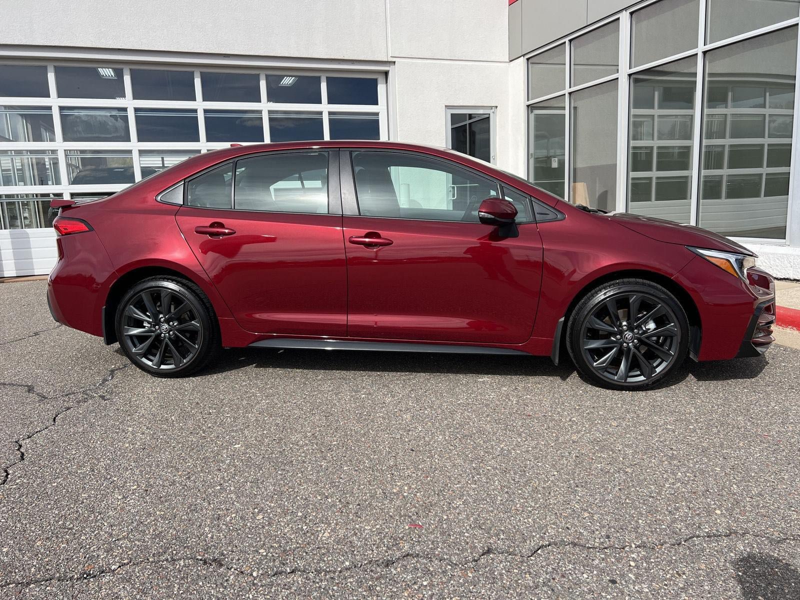 Used 2026 Toyota Corolla SE FWD image 9
