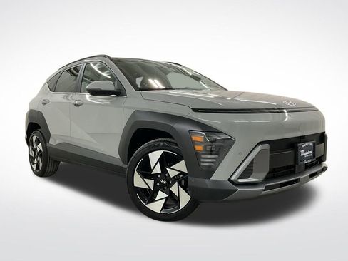 Used 2024 Hyundai Kona Limited AWD/4WD image 4