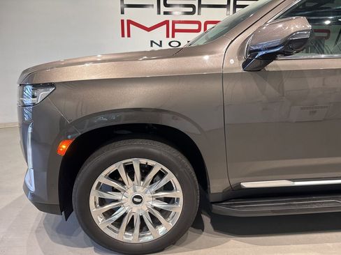 Used 2021 Cadillac Escalade ESV Premium Luxury image 8