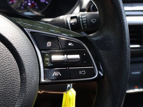 Used 2024 Kia Forte LXS FWD image 27