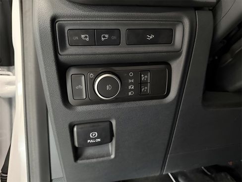 Used 2023 Ford F150 XLT w/ Equipment Group 302A High image 17