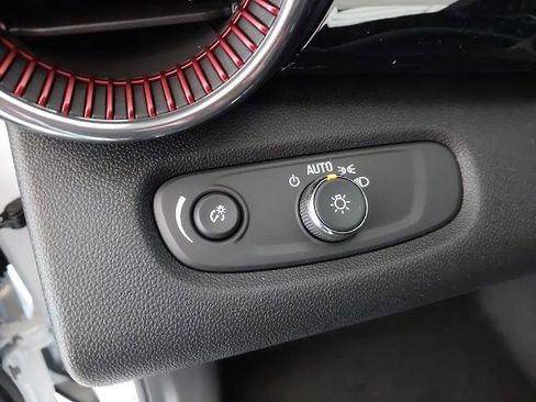 New 2026 Chevrolet Trax RS w/ Driver Confidence Package FWD image 24