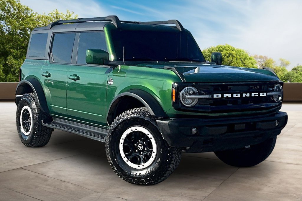 Used 2025 Ford Bronco Outer Banks w/ Sasquatch Package AWD/4WD image 11